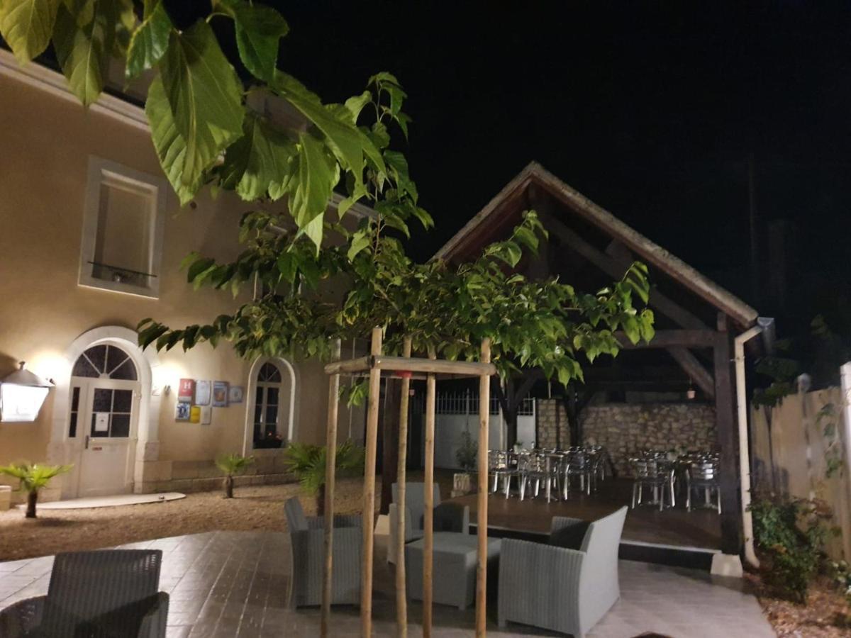 Hotel Restaurant Le Moulin De La Renne Adults Only Proche Zoo De Beauval Thesee Exterior photo